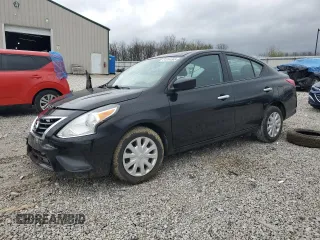 2019 Nissan Versa SV z VIN 3N1CN7AP9KL840774, wystawiony jako Copart lot #51204565 z przebiegiem 70 140 mil mil oraz Szkoda całkowita • Salvage title. Historia ofert i sprzedaży dostępna na DreamBid. Obrazek 1.