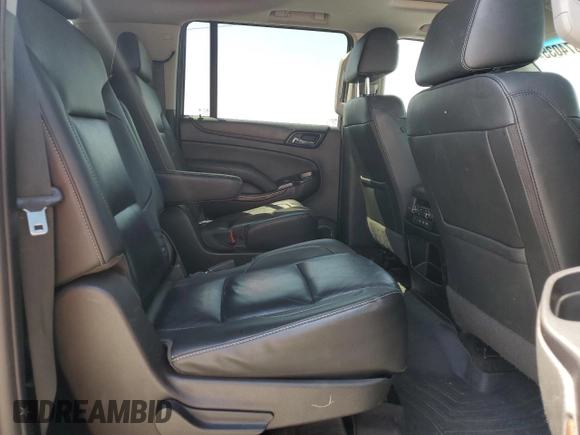 2018 Chevrolet Suburban LT with VIN 1GNSCHKC7JR321768, listed as a Copart auction lot 53074035 with 189,128 mi miles and Clean Title. Bid and sale history available at carsss.com. Image 11.