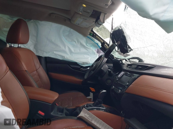 2019 Nissan Rogue SL with VIN 5N1AT2MT3KC824826, listed as a IAAI auction lot 41733176 with 67,226 mi miles and . Bid and sale history available at DreamBid. Image 5.