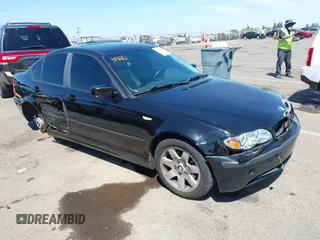 2002 BMW 3 Series 325i z VIN WBAEV33452KL77466, wystawiony jako IAAI lot #42224224 z przebiegiem 115 077 mil mil oraz . Historia ofert i sprzedaży dostępna na DreamBid. Obrazek 1.
