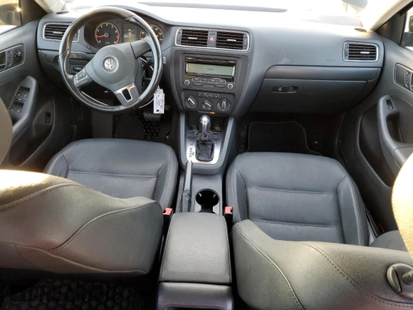 2011 Volkswagen Jetta SE with VIN 3VWDZ7AJ5BM346646, listed as a Copart auction lot 81975254 with 143,631 mi miles and Non repairable. Bid and sale history available at DreamBid. Image 8.