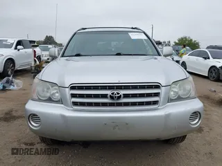 2002 Toyota Highlander z VIN JTEGD21A520038487, wystawiony jako IAAI lot #42360225 z przebiegiem 163 470 mil mil oraz . Historia ofert i sprzedaży dostępna na DreamBid. Obrazek 12.