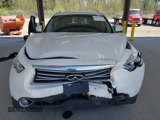 2015 Infiniti QX70 with VIN JN8CS1MU3FM381990, listed as a IAAI auction lot 42034244 with Not Provided miles and . Bid and sale history available at DreamBid. Image 6.