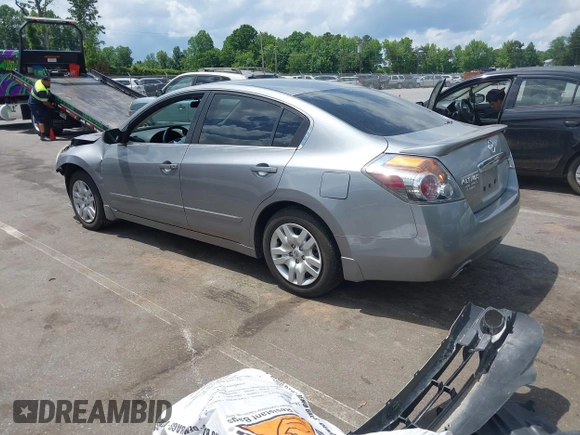 2009 Nissan Altima S z VIN 1N4AL21E59N537521, wystawiony jako IAAI lot #42325028 z przebiegiem 51 499 mil mil oraz . Historia ofert i sprzedaży dostępna na DreamBid. Obrazek 3.
