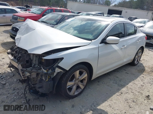 2013 Acura ILX Tech Pkg with VIN 19VDE1F78DE009807, listed as a IAAI auction lot 41784271 with 169,860 mi miles. Bid and sale history available at carsss.com. Image 2.