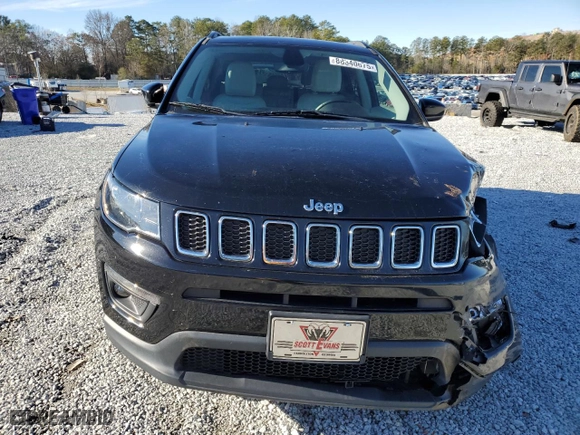 2019 Jeep Compass Latitude w/Sun/Wheel Pkg with VIN 3C4NJCBB4KT726100, listed as a Copart auction lot 88340675 with NaN miles and Salvage Title. Bid and sale history available at carsss.com. Image 5.