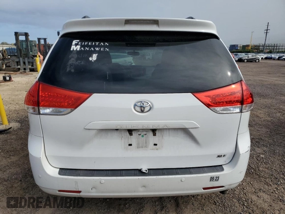 2012 Toyota Sienna XLE AAS with VIN 5TDYK3DC4CS231794, listed as a Copart auction lot 58206235 with 141,935 mi miles and Non repairable. Bid and sale history available at DreamBid. Image 6.