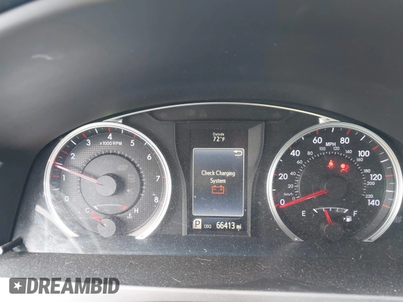 2015 Toyota Camry XLE z VIN 4T1BF1FK2FU101043, wystawiony jako IAAI lot #42426166 z przebiegiem 66 413 mil mil oraz . Historia ofert i sprzedaży dostępna na DreamBid. Obrazek 7.