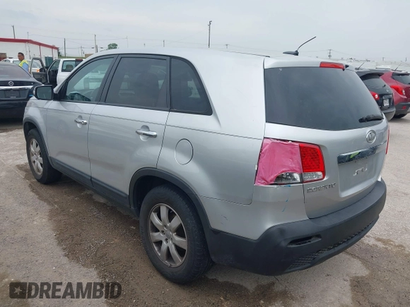 2012 Kia Sorento LX with VIN 5XYKT3A14CG272381, listed as a IAAI auction lot 42077775 with 165,538 mi miles. Bid and sale history available at carsss.com. Image 3.