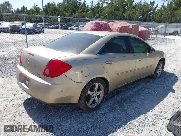 2005 Pontiac G6 with VIN 1G2ZG528754143549, listed as a IAAI auction lot 41726420 with 243,882 mi miles. Bid and sale history available at carsss.com. Image 4.