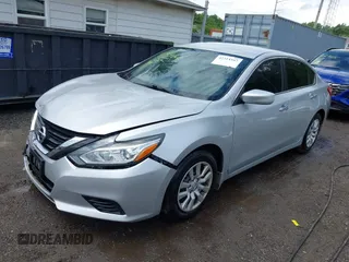 2017 Nissan Altima SR z VIN 1N4AL3AP9HC488843, wystawiony jako IAAI lot #42314162 z przebiegiem 71 713 mil mil oraz . Historia ofert i sprzedaży dostępna na DreamBid. Obrazek 2.
