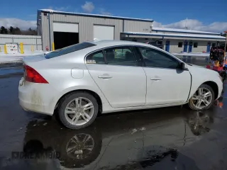 2015 Volvo S60 T5 Premier with VIN YV1612TBXF1316485, listed as a Copart auction lot 44433055 with 86,162 mi miles and Salvage Title. Bid and sale history available at carsss.com. Image 3.