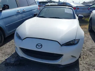 2016 Mazda MX-5 Miata Club z VIN JM1NDAC72G0109482, wystawiony jako IAAI lot #42042540 z przebiegiem 46 853 mil mil oraz . Historia ofert i sprzedaży dostępna na DreamBid. Obrazek 12.