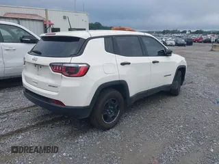 2019 Jeep Compass Sport z VIN 3C4NJCAB7KT646551, wystawiony jako IAAI lot #42603669 z przebiegiem 73 110 mil mil oraz . Historia ofert i sprzedaży dostępna na DreamBid. Obrazek 4.