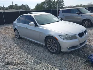 2011 BMW 3 Series 328i with VIN WBAPH7G59BNN05247, listed as a IAAI auction lot 41806543 with 174,944 mi miles. Bid and sale history available at carsss.com. Image 1.