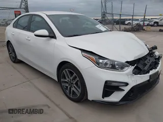 2019 Kia Forte S z VIN 3KPF34AD8KE006973, wystawiony jako IAAI lot #42020699 z przebiegiem 85 154 mil mil oraz . Historia ofert i sprzedaży dostępna na DreamBid. Obrazek 1.