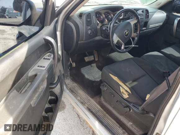 2011 Chevrolet Silverado 1500 LT with VIN 1GCNKSE00BZ254424, listed as a Copart auction lot 49680655 with 195,081 mi miles and Salvage Title. Bid and sale history available at DreamBid. Image 8.