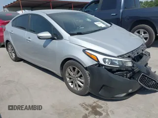 2017 Kia Forte LX with VIN 3KPFL4A79HE152155, listed as a IAAI auction lot 42009090 with 200,084 mi miles and . Bid and sale history available at carsss.com. Image 1.