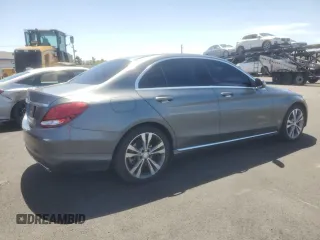 2017 Mercedes-Benz C 300 с VIN 55SWF4JB0HU185193, выставлен на аукционе Copart как лот 61036025 с пробегом 128 352 миль миль и Чистый • Clean title. История ставок и продаж доступна на DreamBid. Изображение 3.