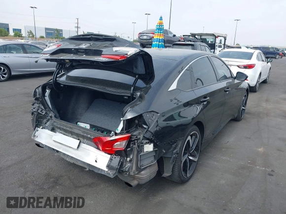 2021 Honda Accord Sport z VIN 1HGCV2F34MA002041, wystawiony jako IAAI lot #42575056 z przebiegiem 78 804 mil mil oraz . Historia ofert i sprzedaży dostępna na DreamBid. Obrazek 4.