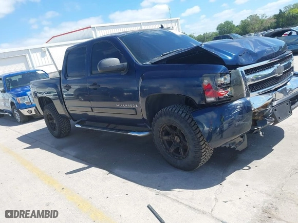 2008 Chevrolet Silverado 1500 LT w/1LT with VIN 2GCEK13C181173196, listed as a IAAI auction lot 41954657 with 212,388 mi miles. Bid and sale history available at carsss.com. Image 13.
