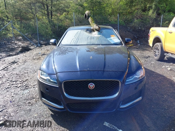 2018 Jaguar XF 25t Premium with VIN SAJBD4FX7JCY57670, listed as a IAAI auction lot 41978474 with 44,136 mi miles and . Bid and sale history available at DreamBid. Image 12.