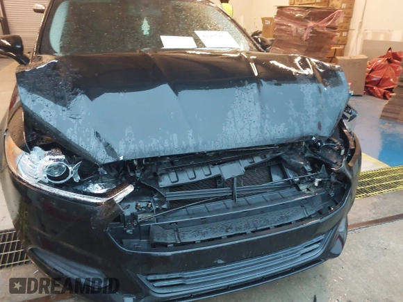2014 Ford Fusion SE with VIN 1FA6P0H77E5398332, listed as a IAAI auction lot 41907861 with 132,429 mi miles. Bid and sale history available at carsss.com. Image 6.