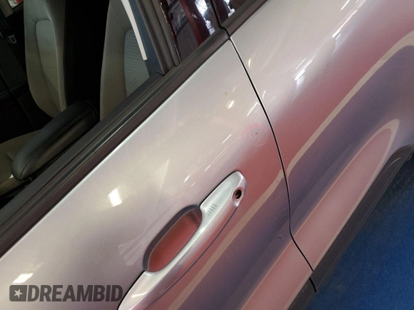 2022 Ford Escape SE z VIN 1FMCU9G6XNUB33179, wystawiony jako IAAI lot #42793652 z przebiegiem 44 194 mil mil oraz . Historia ofert i sprzedaży dostępna na DreamBid. Obrazek 7.