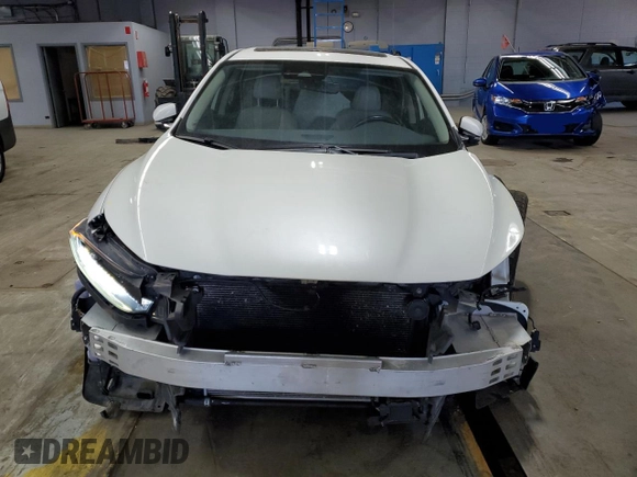2019 Honda Insight Touring with VIN 19XZE4F90KE001780, listed as a Copart auction lot 49476745 with 90,301 mi miles and Salvage Title. Bid and sale history available at carsss.com. Image 5.