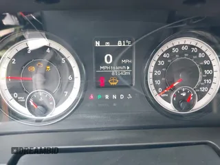 2021 Ram 1500 Tradesman z VIN 3C6RR6KG9MG563230, wystawiony jako IAAI lot #41905688 z przebiegiem 81 143 mil mil oraz . Historia ofert i sprzedaży dostępna na DreamBid. Obrazek 7.