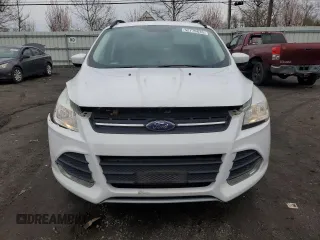 2016 Ford Escape SE with VIN 1FMCU9G91GUC68547, listed as a Copart auction lot 52770635 with 100,111 mi miles and Salvage Title. Bid and sale history available at DreamBid. Image 5.