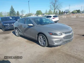 2018 Chevrolet Malibu LT z VIN 1G1ZD5ST5JF178798, wystawiony jako IAAI lot #42149010 z przebiegiem 82 186 mil mil oraz . Historia ofert i sprzedaży dostępna na DreamBid. Obrazek 1.