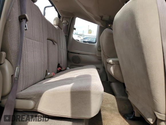 2000 Toyota Tundra SR5 with VIN 5TBRT3415YS027876, listed as a Copart auction lot 51021135 with 189,279 mi miles and Salvage Title. Bid and sale history available at DreamBid. Image 10.
