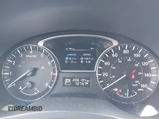 2014 Nissan Altima SV with VIN 1N4AL3AP0EC325820, listed as a IAAI auction lot 41971311 with 206,134 mi miles and . Bid and sale history available at DreamBid. Image 7.