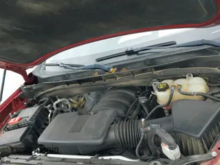 2022 Chevrolet Suburban Z71 с VIN 1GNSKDKDXNR127651, выставлен на аукционе IAAI как лот 42893918 с пробегом 87 684 миль миль и . История ставок и продаж доступна на DreamBid. Изображение 20.