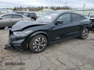 2022 Ford Mustang Mach-E Premium with VIN 3FMTK3SU5NMA32242, listed as a Copart auction lot 50760505 with 40,278 mi miles and Salvage Title. Bid and sale history available at DreamBid. Image 1.
