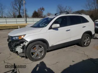 2012 Kia Sorento EX z VIN 5XYKUDA23CG291368, wystawiony jako Copart lot #42061635 z przebiegiem 134 472 mil mil oraz Szkoda całkowita • Salvage title. Historia ofert i sprzedaży dostępna na DreamBid. Obrazek 1.