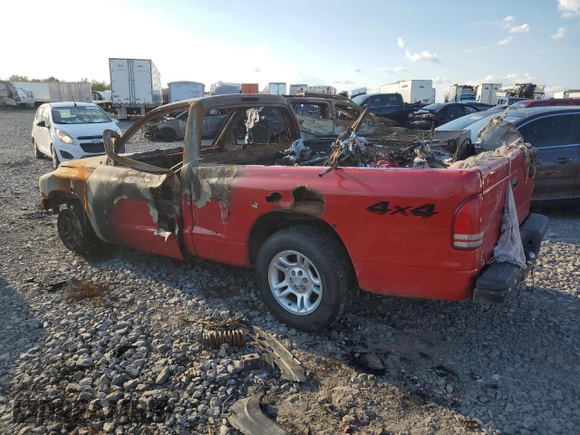 2003 Dodge Dakota with VIN 1D7GG16X23S267062, listed as a Copart auction lot 71924784 with 0 mi miles and Salvage Title. Bid and sale history available at carsss.com. Image 2.