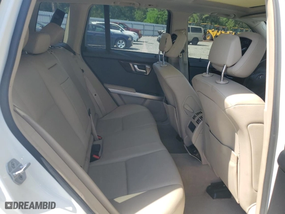2012 Mercedes-Benz GLK-Class GLK 350 with VIN WDCGG5GBXCF727883, listed as a Copart auction lot 53382515 with 157,781 mi miles and Non Repairable. Bid and sale history available at carsss.com. Image 11.