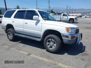 1997 Toyota 4Runner SR5 z VIN JT3GN86R0V0025626, wystawiony jako IAAI lot #42303710 z przebiegiem 174 320 mil mil oraz . Historia ofert i sprzedaży dostępna na DreamBid. Obrazek 1.