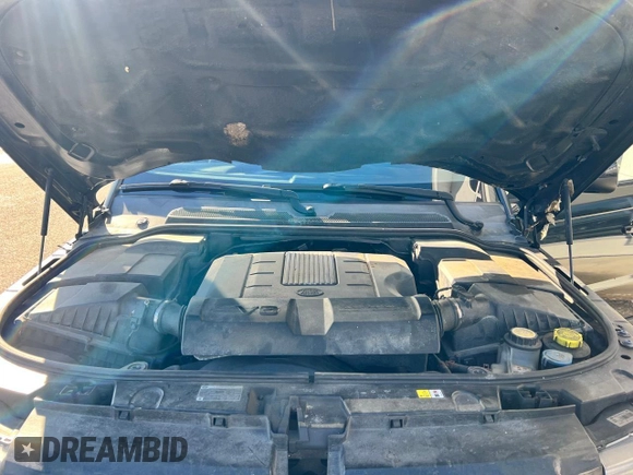 2012 Land Rover Range Rover Sport HSE Lux with VIN SALSK2D46CA755737, listed as a Copart auction lot 58615355 with 238,213 mi miles and Clean title. Bid and sale history available at DreamBid. Image 7.