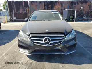 2014 Mercedes-Benz E 350 Sport z VIN WDDHF5KB4EA918824, wystawiony jako Copart lot #59358435 z przebiegiem 167 606 mil mil oraz Szkoda całkowita • Salvage title. Historia ofert i sprzedaży dostępna na DreamBid. Obrazek 5.