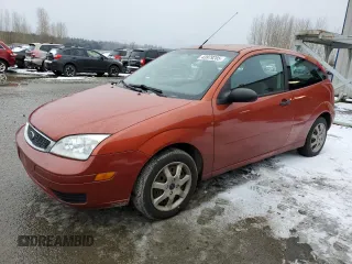 2005 Ford Focus with VIN 3FAHP31N25R117926, listed as a Copart auction lot 43979285 with 151,549 mi miles and Salvage title. Bid and sale history available at DreamBid. Image 1.