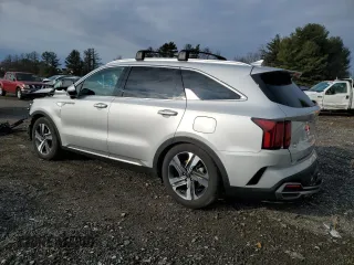 2023 Kia Sorento Hybrid SX Prestige with VIN KNDRKDLG4P5227965, listed as a Copart auction lot 84883134 with 17,728 mi miles and Salvage Title. Bid and sale history available at carsss.com. Image 2.