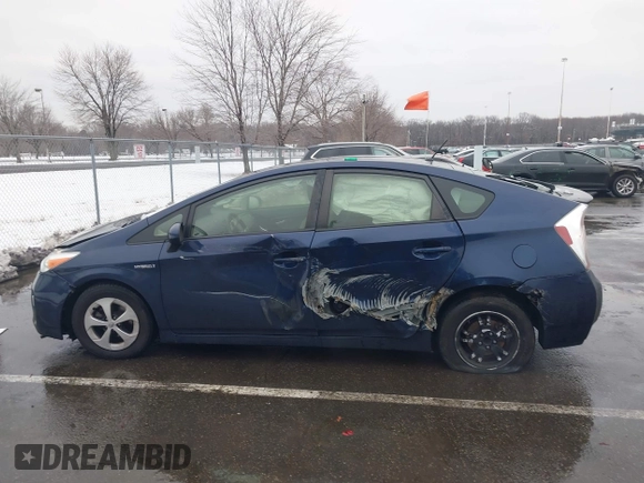 2015 Toyota Prius Four with VIN JTDKN3DU9F0421300, listed as a IAAI auction lot 41541385 with 156,398 mi miles. Bid and sale history available at carsss.com. Image 14.