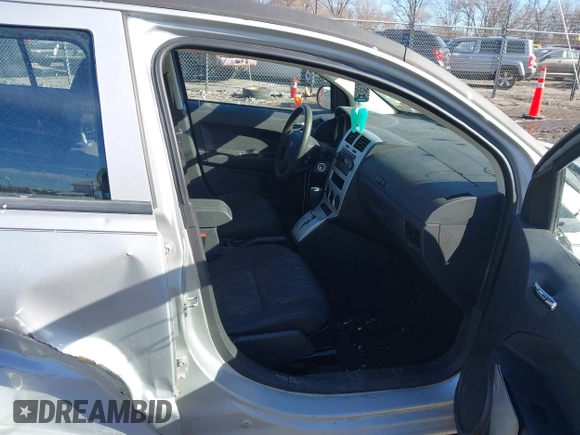 2008 Dodge Caliber SE z VIN 1B3HB28B48D756158, wystawiony jako IAAI lot #41660247 z przebiegiem 91 017 mil mil oraz . Historia ofert i sprzedaży dostępna na DreamBid. Obrazek 5.