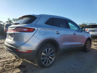 2019 Lincoln MKC Reserve with VIN 5LMCJ3D94KUL09107, listed as a Copart auction lot 82624854 with 27,502 mi miles and Salvage title. Bid and sale history available at DreamBid. Image 3.