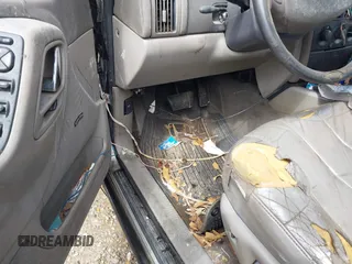 2000 Jeep Grand Cherokee Laredo с VIN 1J4G248S5YC299897, выставлен на аукционе IAAI как лот 41944724 с пробегом Не указан миль и . История ставок и продаж доступна на DreamBid. Изображение 6.