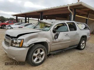 2008 Chevrolet Suburban LTZ with VIN 1GNFC16J48R118641, listed as a Copart auction lot 66723344 with 211,164 mi miles and Salvage Title. Bid and sale history available at carsss.com. Image 1.