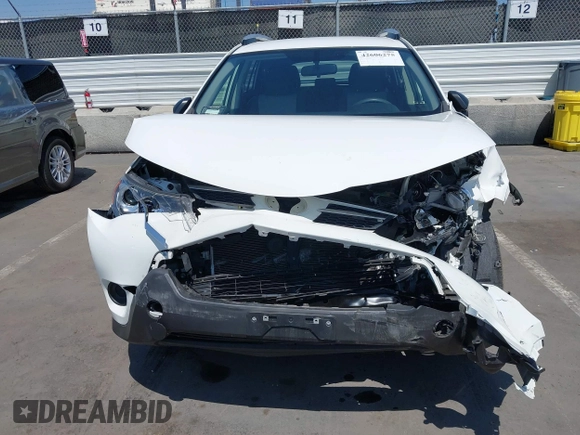 2014 Toyota RAV4 LE with VIN JTMZFREV0EJ020622, listed as a IAAI auction lot 42606275 with 41,645 mi miles and . Bid and sale history available at DreamBid. Image 13.